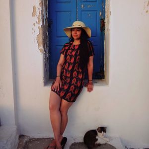 Meet your Posher, Elizabeth